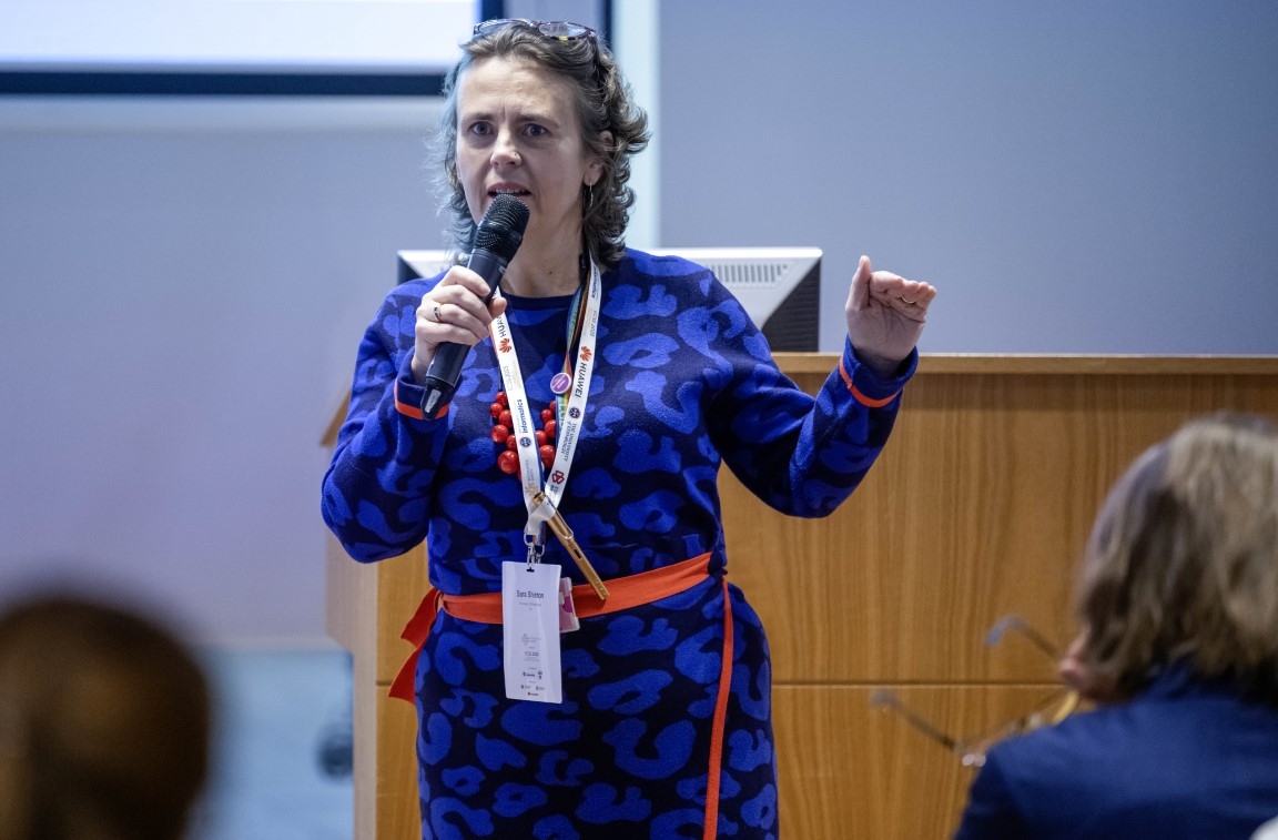 Sara Shinton, University of Edinburgh (UK) on “A Fresh Approach to Research Leadership"