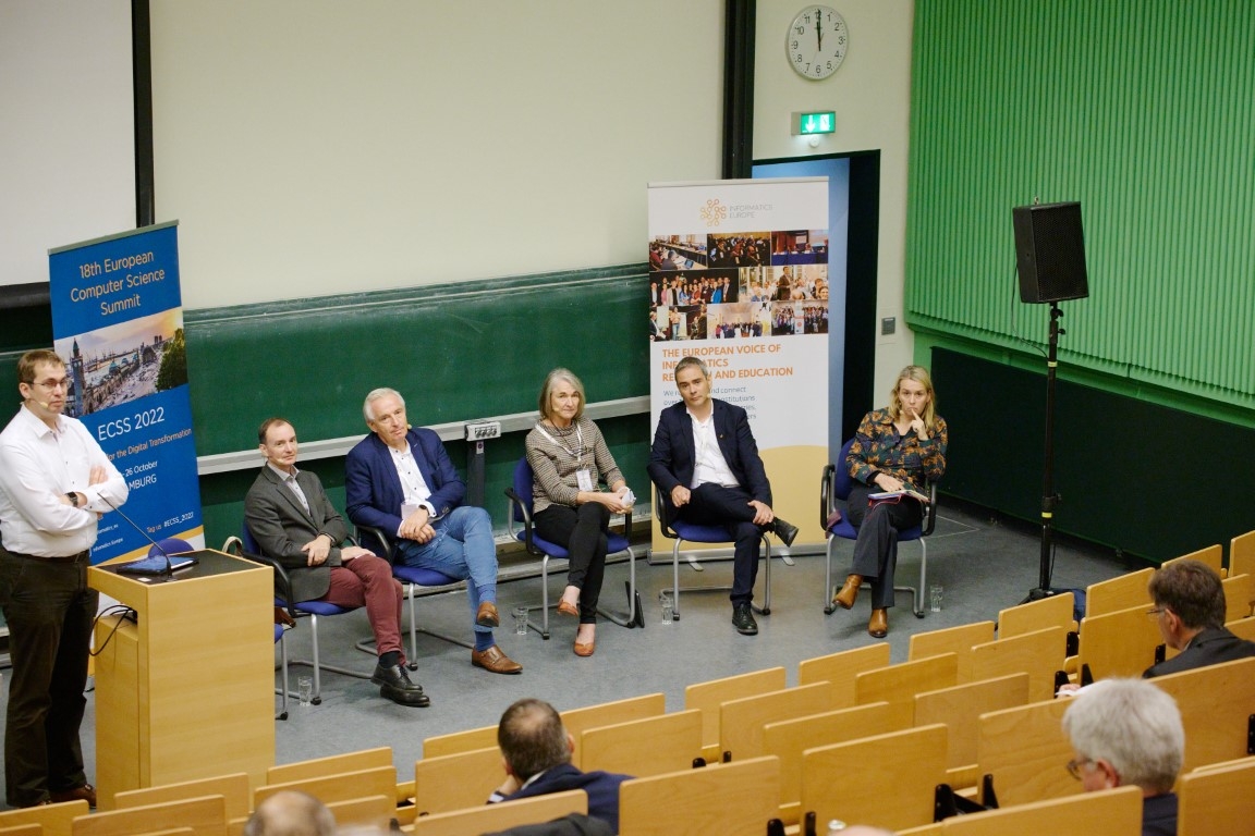 Panel Discussion with All Main Theme Keynote Speakers